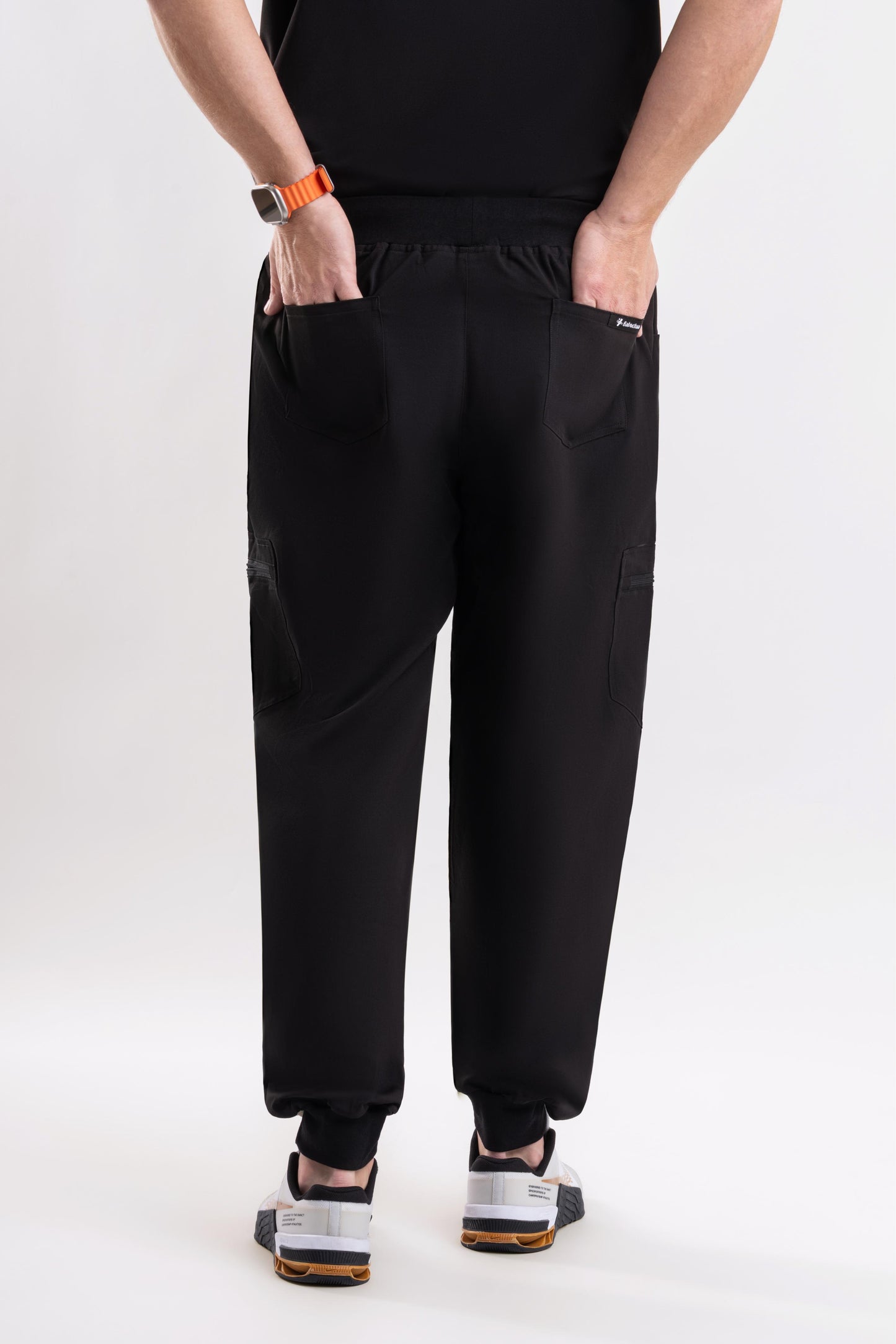 black comfortable pulse men’s scrub joggers